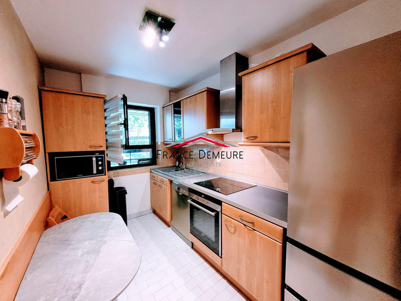 Appartement - 82 m² - 4 pièces