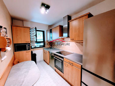 Appartement - 82 m² - 4 pièces