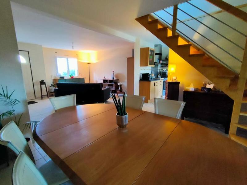 Maison traditionnelle - 160 m² - 8 pièces