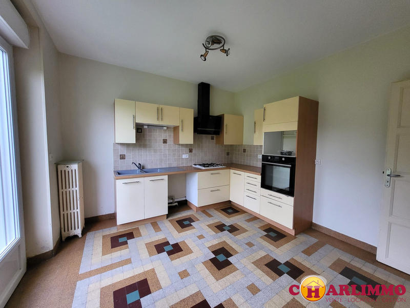 Maison traditionnelle - 138 m² - 6 pièces