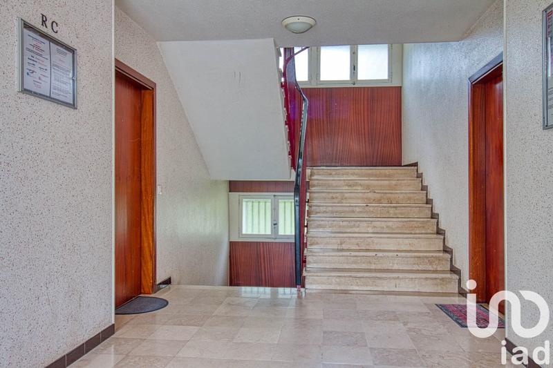 Appartement - 93 m² - 5 pièces