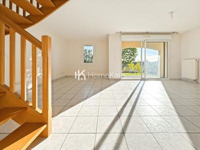 Maison - 102 m² - 5 pièces