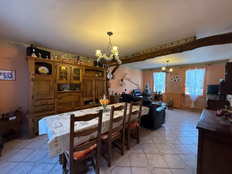 Maison - 92 m² - 4 pièces