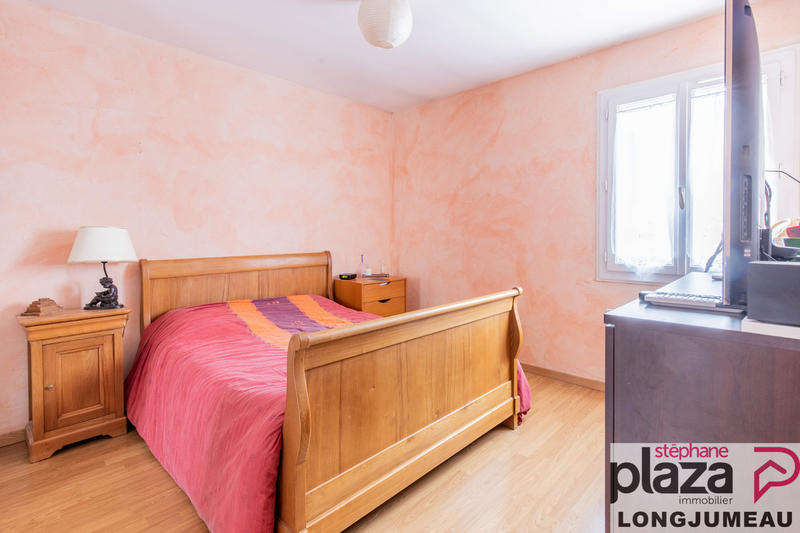 Appartement - 100 m² - 5 pièces