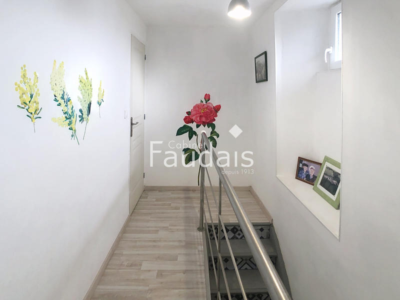 Maison - 95 m² - 5 pièces