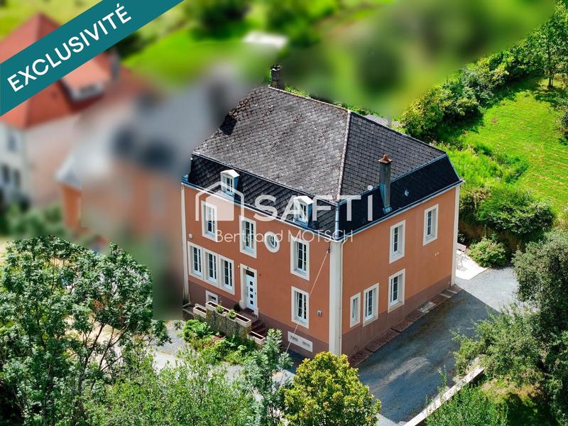 Maison de maîtres - 280 m² - 12 pièces