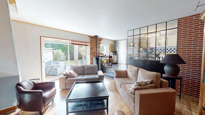 Maison - 123 m² - 6 pièces