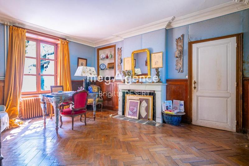 Maison - 307 m² - 13 pièces