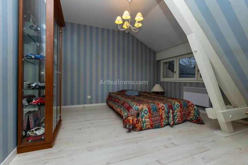Maison - 176 m² - 6 pièces