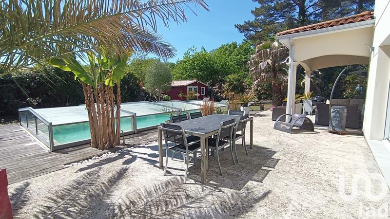 Maison - 176 m² - 7 pièces