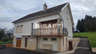 Maison - 136 m² - 8 pièces