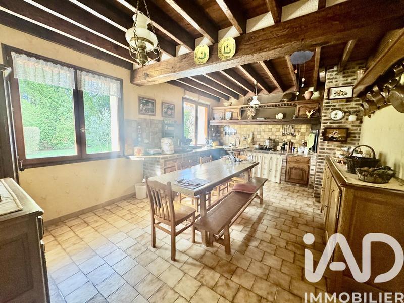 Maison - 286 m² - 9 pièces