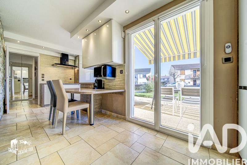 Maison - 159 m² - 7 pièces