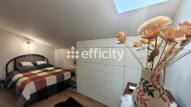 Appartement - 200 m² - 7 pièces