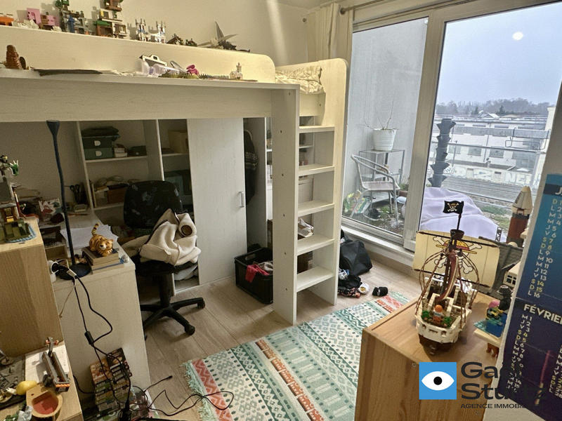 Duplex - 94 m² - 4 pièces