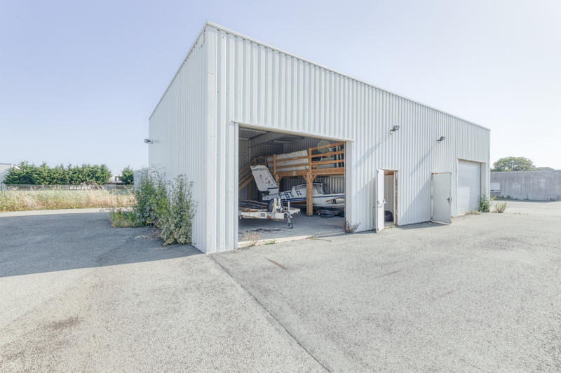 Local commercial - 460 m² - 2 pièces