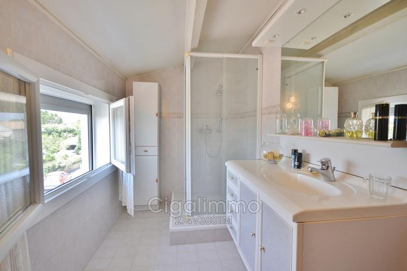 Villa - 151 m² - 6 pièces