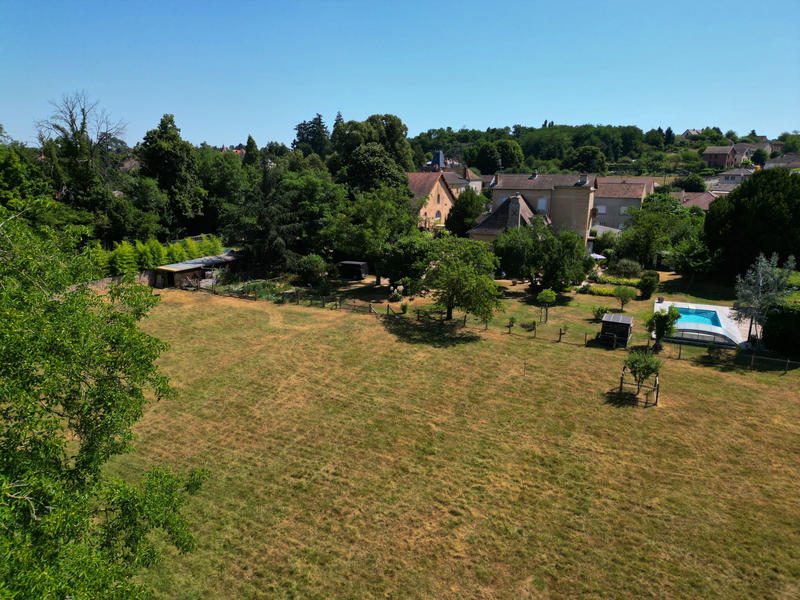 Propriété - 276 m² - 15 pièces