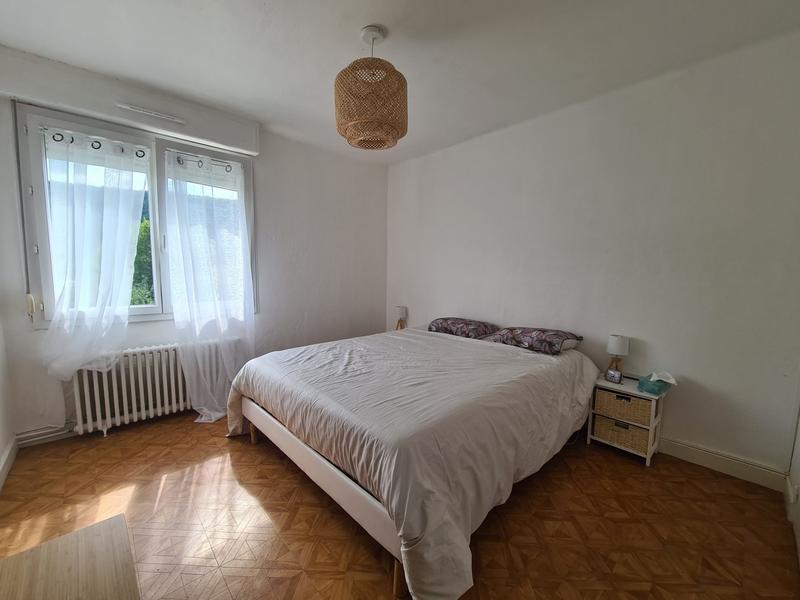 Maison - 190 m² - 10 pièces