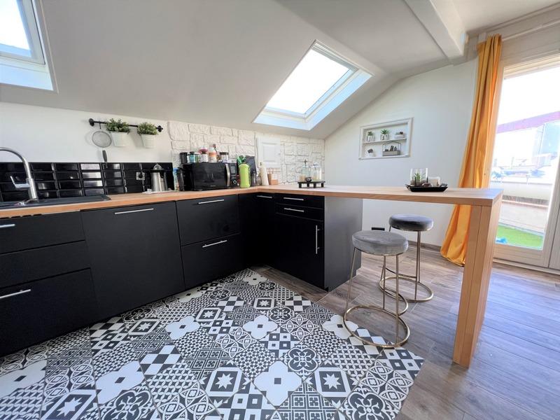 Appartement - 80 m² - 3 pièces