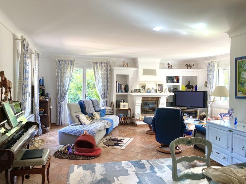 Maison - 314 m² - 10 pièces