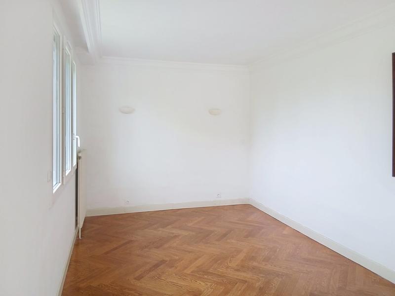 Maison - 88 m² - 6 pièces