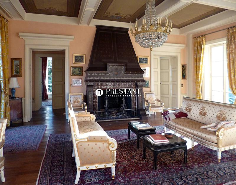 Château - 721 m² - 20 pièces