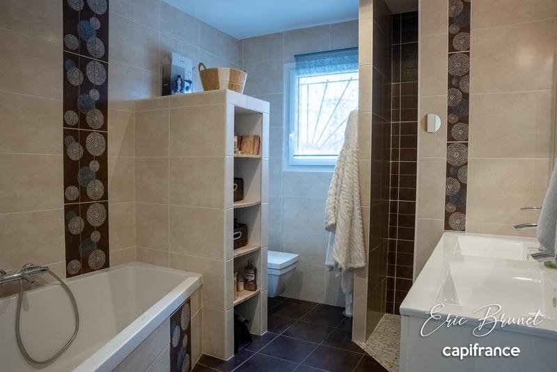 Maison - 142 m² - 6 pièces