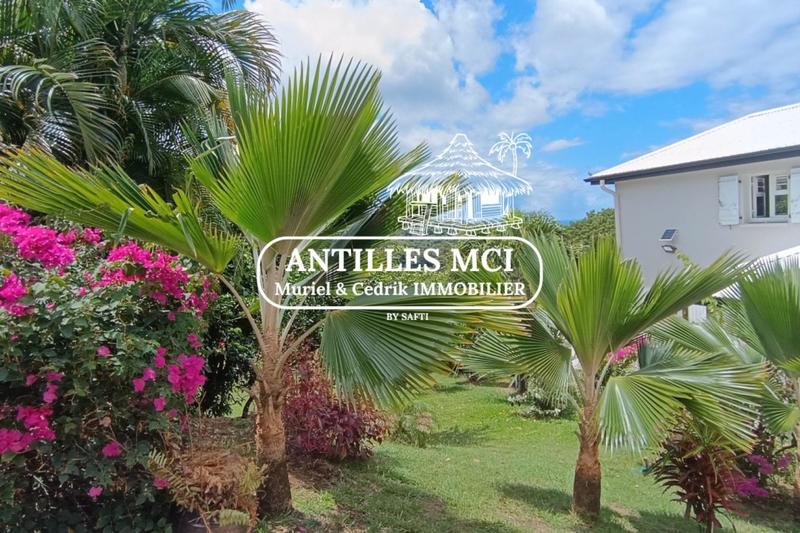 Maison - 180 m² - 7 pièces