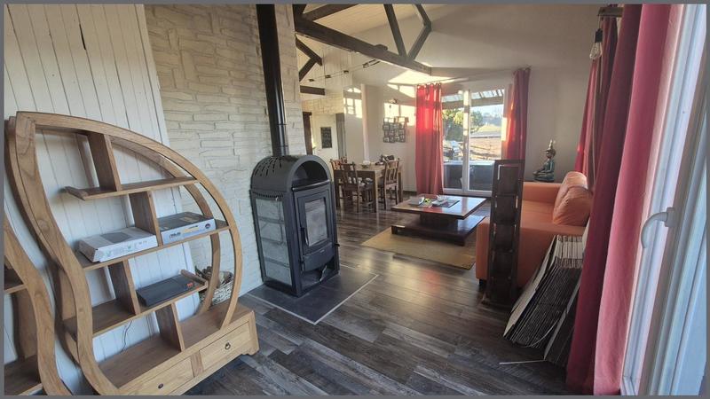 Maison - 95 m² - 5 pièces