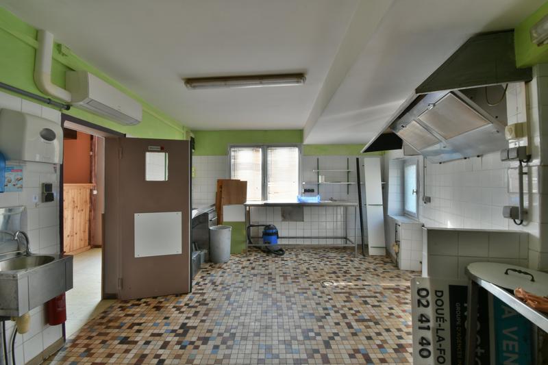 Local commercial - 202 m²