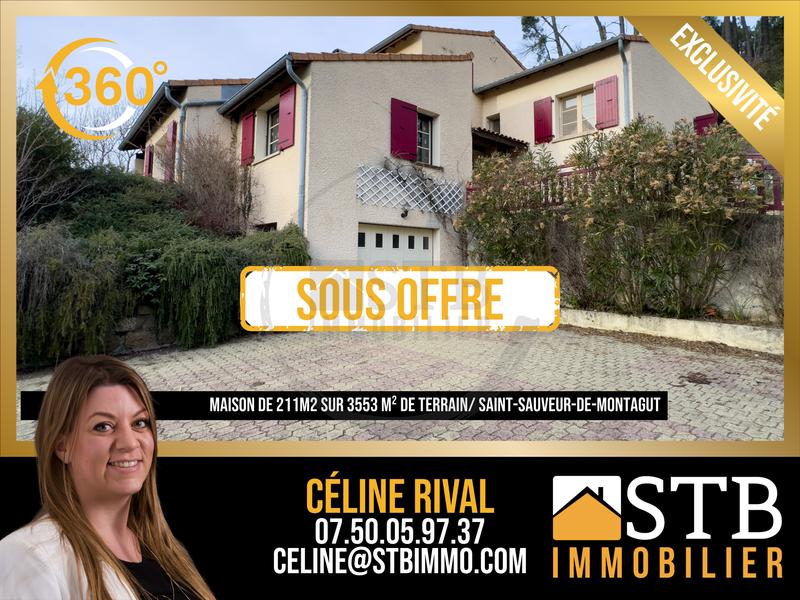 Maison - 211 m² - 7 pièces