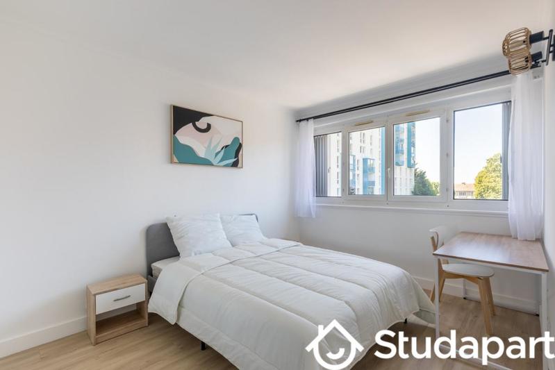 Chambre - 9 m² - 1 pièce