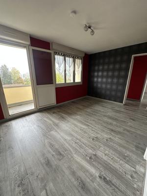 Appartement - 72 m² - 5 pièces