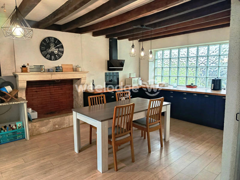 Maison - 163 m² - 5 pièces