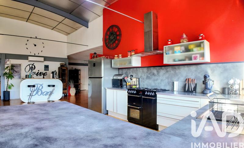 Maison - 278 m² - 7 pièces