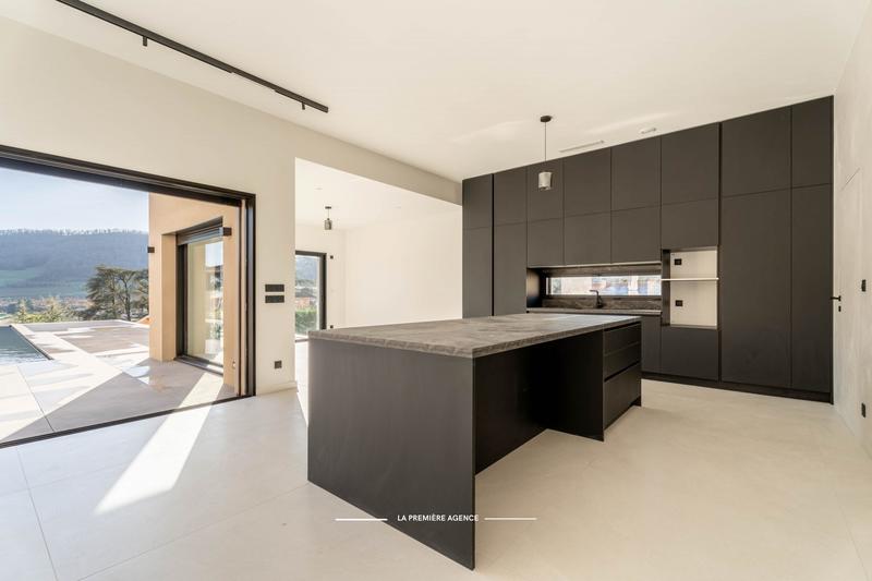 Maison contemporaine - 137 m² - 5 pièces