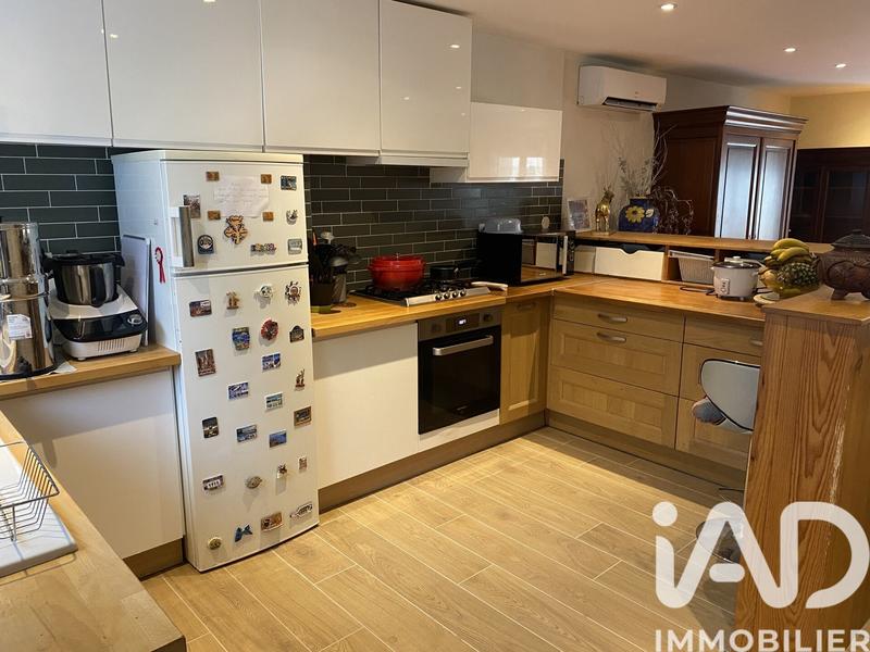 Maison - 83 m² - 4 pièces