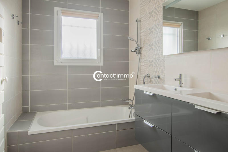 Maison - 138 m² - 5 pièces