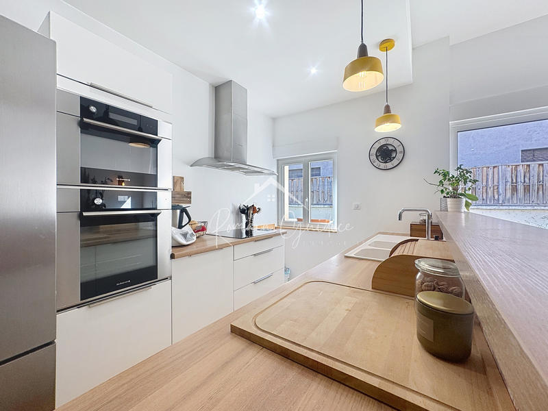 Duplex - 144 m² - 5 pièces