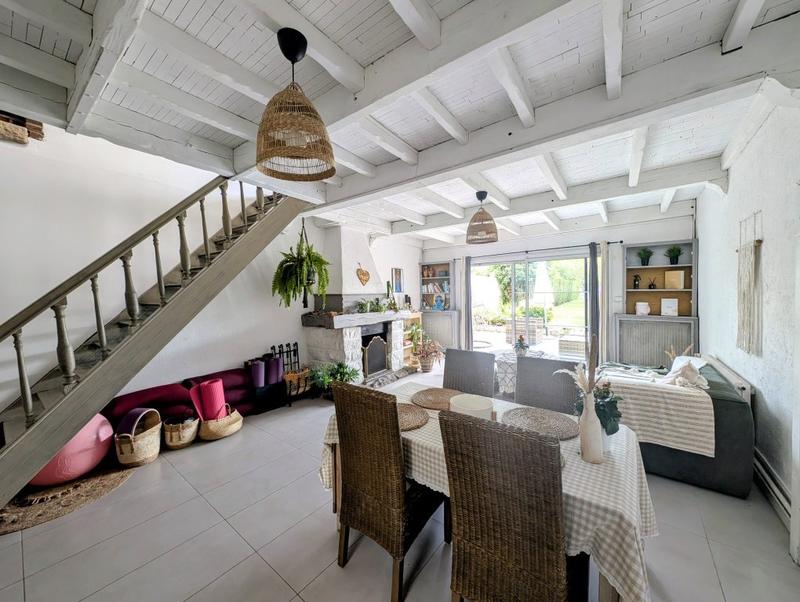 Propriété - 150 m² - 6 pièces