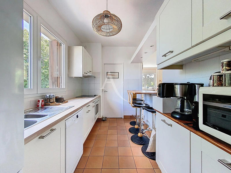 Appartement - 89 m² - 4 pièces