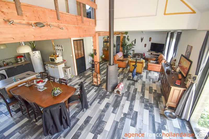 Maison - 135 m² - 6 pièces