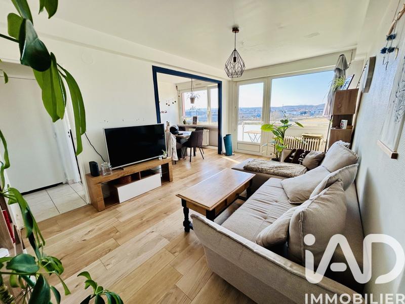 Appartement - 65 m² - 3 pièces