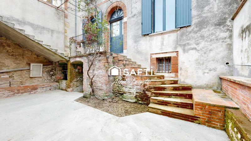 Maison - 210 m² - 7 pièces