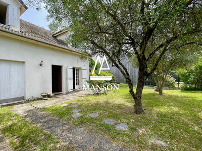 Maison - 104 m² - 4 pièces