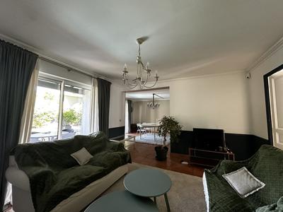 Maison - 170 m² - 7 pièces