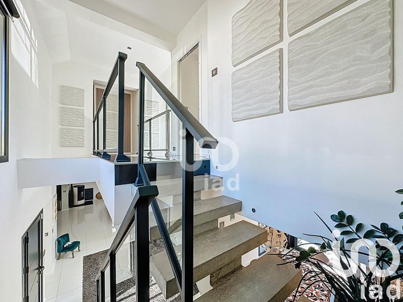 Maison de maîtres - 198 m² - 7 pièces