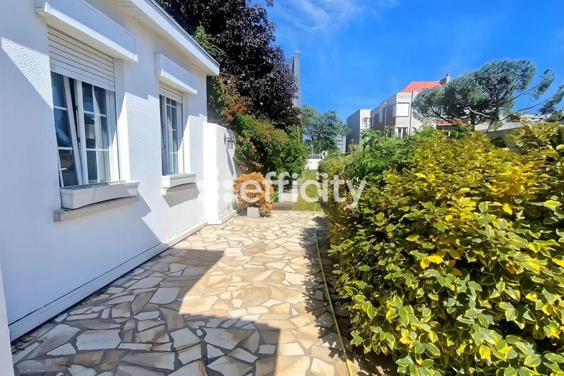 Maison - 167 m² - 5 pièces