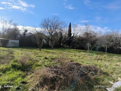 Terrain constructible - 562 m²